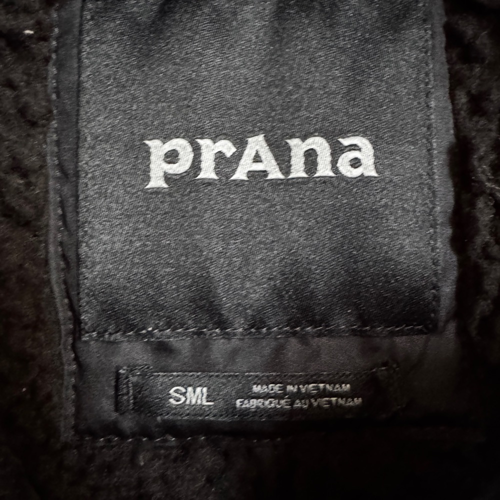PrAna Black Quilted Sherpa Lined Vest Small - Picture 6 of 9